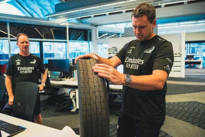   Tyres instead of foils: one of the challenges of the ambitious Kiwi project