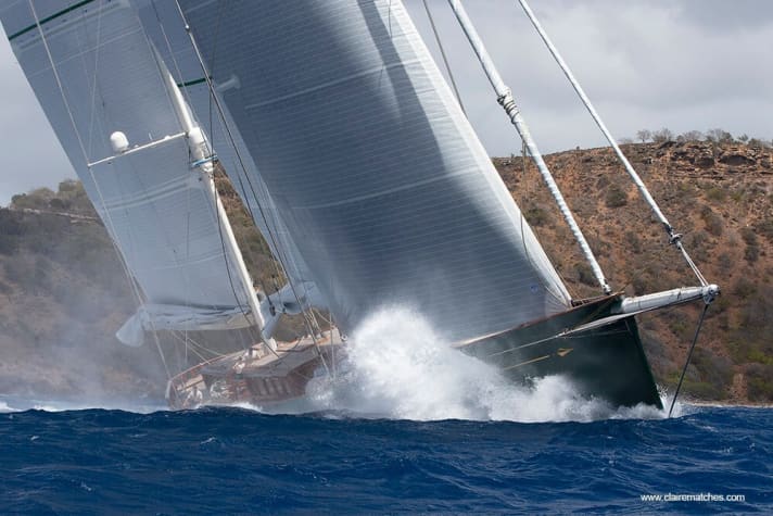   The "Hetairos" record trip was achieved with more than 40 (!) crew members