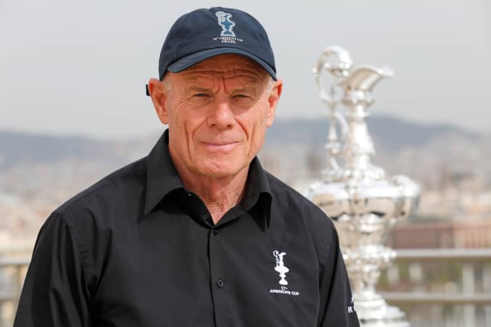   Grant Dalton è la spina dorsale del suo Emirates Team New Zealand come CEO e roccia d'acciaio in ogni surfata