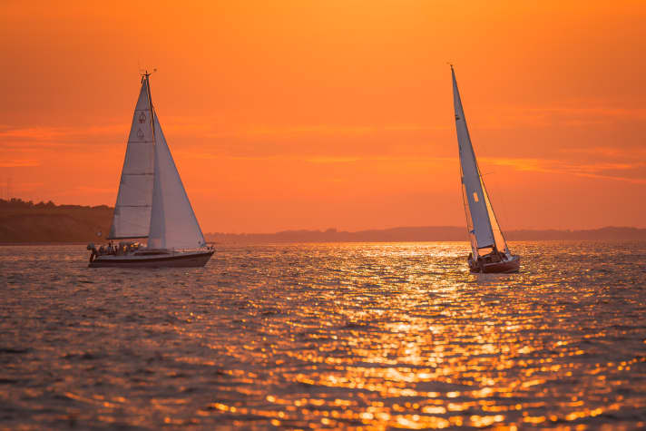   Dancing with the sun: a picture from the Ærø Round 2018