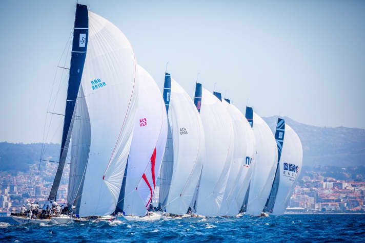   Des régates de rêve dans la baie de Baiona