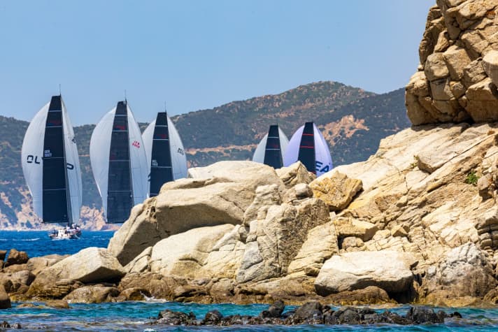   La seconda regata dello Swan Sardinia Challenge si è svolta nella splendida cornice di un parco naturale nella zona di Villasimius.