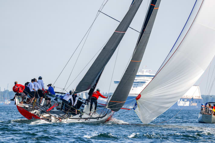  Il "giorno X" poco dopo la partenza della regata delle anguille