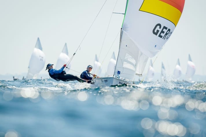   Rückten vor dem Finalwochenende auf Platz zwei im 470er-Mixed vor: Malte und Anastasiya Winkel