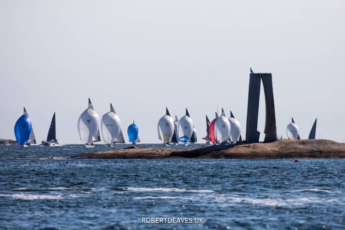   The field of participants consisted of 23 teams from ten different countries