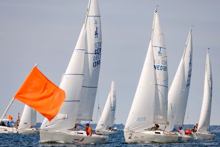   Only one point separates the top two places at the J/22 German Open in the end