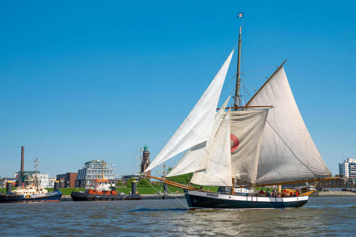 Semaine YACHT : Rétrospective de la semaine - Un voilier traditionnel démantelé