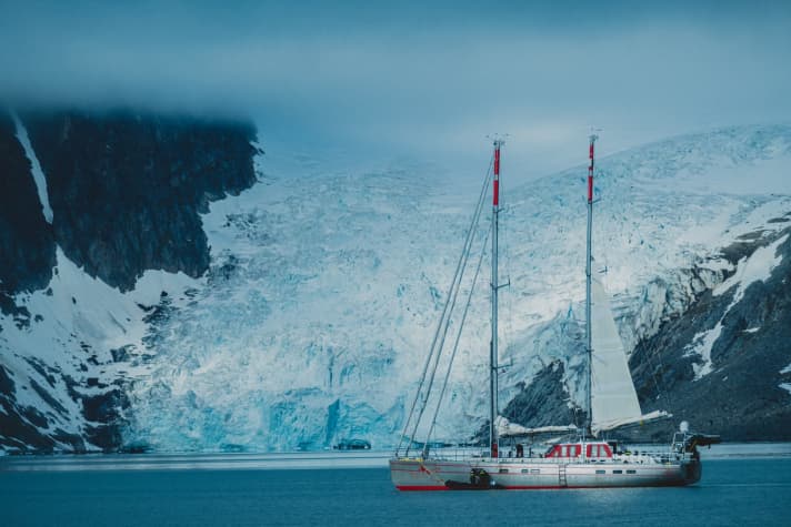 Die „Vinson of Antarctica“ im Eis