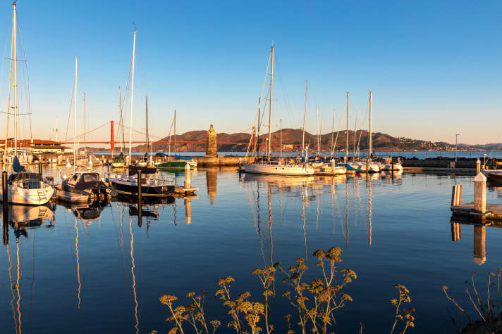 Traum-Arbeitsplatz: Mit Blick auf die berühmte Golden Gate Bridge wird Felix Weidling künftig das Regatta-Geschehen des St. Francis Yacht Club verantworten.