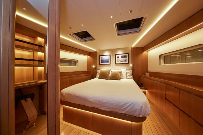 The owner's cabin in the bow