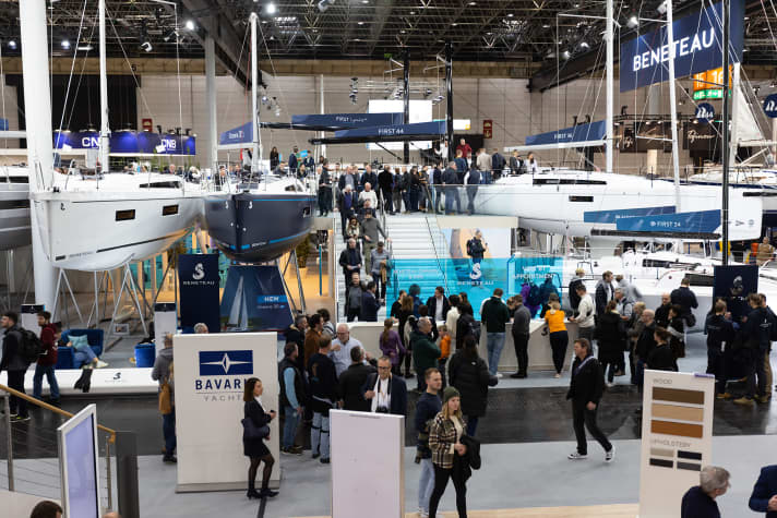 Visitors had to queue at many stands at the weekends