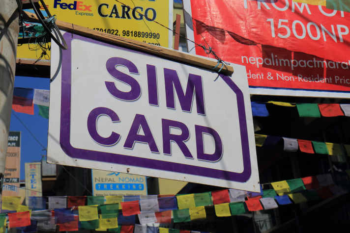 Cheap and easy online - even outside the EU with the practical eSIMfirst offer for Gold Card holders.