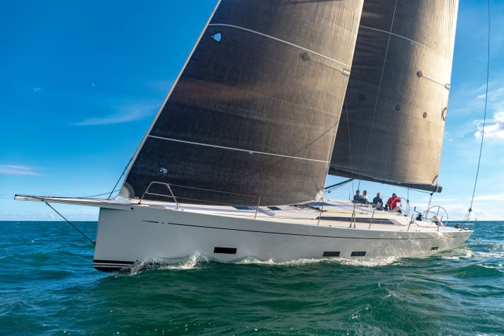 yacht/grand-soleil-48-performance-bkolthof-009_58cec532eb6e6a54ac362fde49f5e491