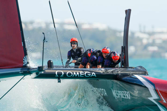 La novità dell'America's Cup 2017: i ciclisti a bordo con i Kiwi