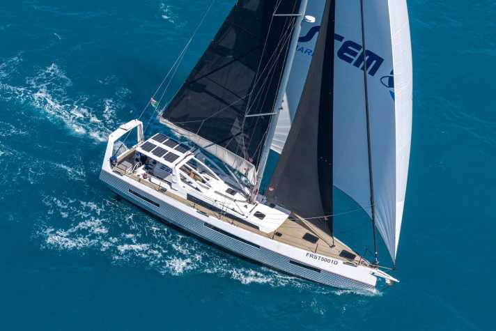 yacht/stem-50-1_8949b9bf025f37619adbec71c5111952