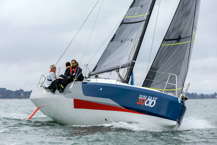 Premiers bords du Jeanneau Sun Fast 30OD, après sa mise à l’eau au chantier Multiplast, Vannes le 3/08/2023, Photo © Jean-Marie LIOT Images
