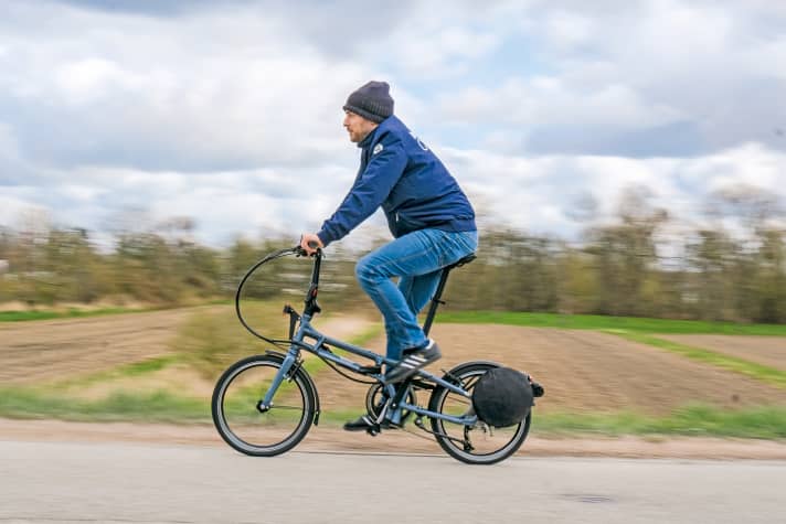 Das Modell Tern BYB P8 ist für sein gutes Packmaß bekannt: 80 x 39 x 54 cm