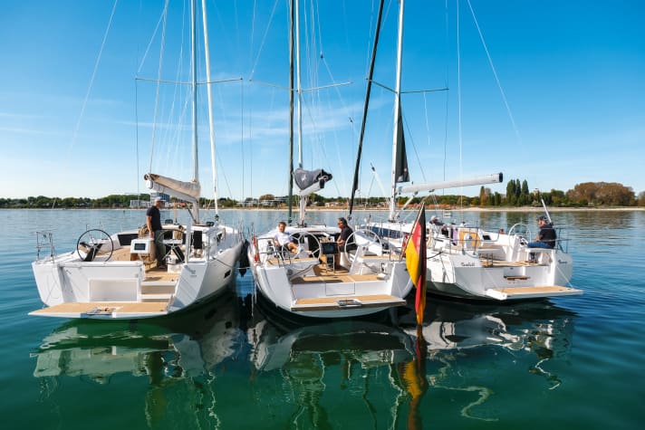 Rotondo o con bordi. La vista posteriore illustra le differenze di design