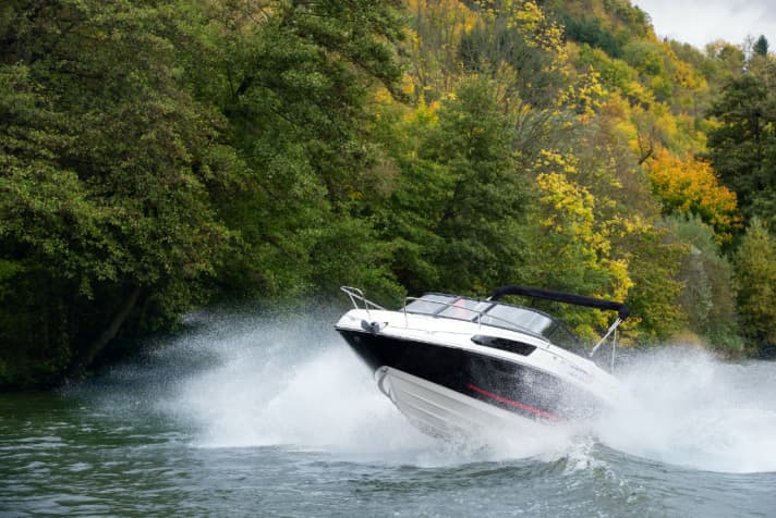 Bayliner VR5 Cuddy