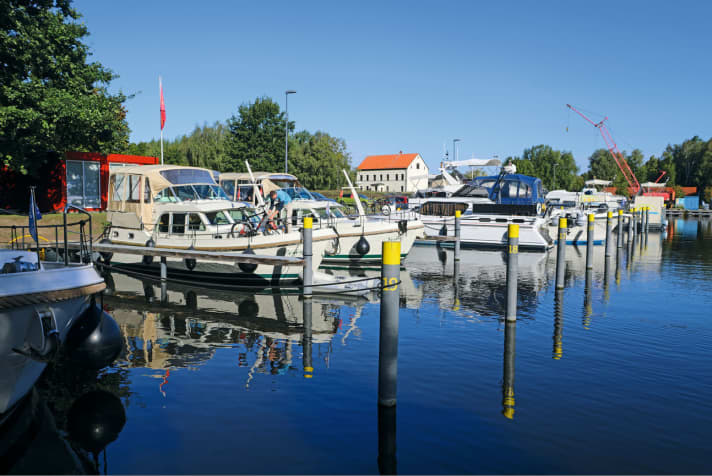 Charter base of 5 Sterne Yachtcharter in the new harbour of the Ziegeleipark Mildenberg