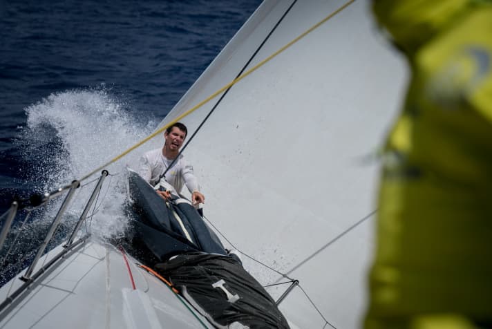   Die flauen Tage sind vorbei: An Bord der Boote geht es im Einsatz wieder zur Sache. Wie hier im Team Brunel