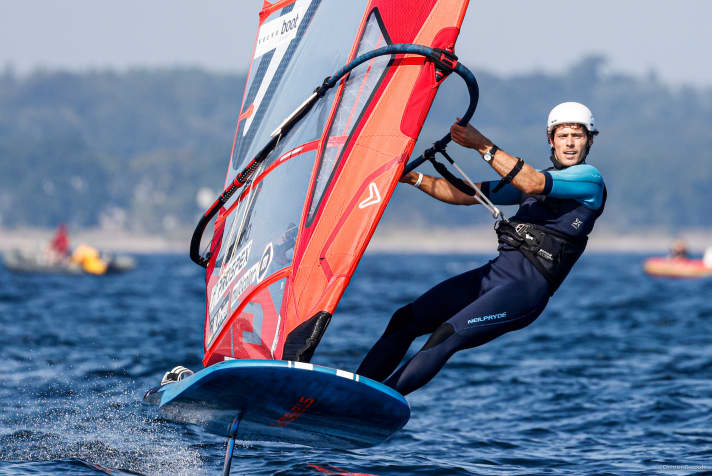   Active professional and brand manager for the Olympic material of the iQFoil class: Nico Prien