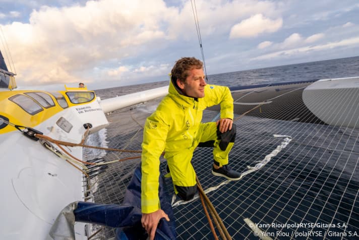   Co-skipper on the leading "Maxi Edmond de Rothschild": Charles Caudrelier