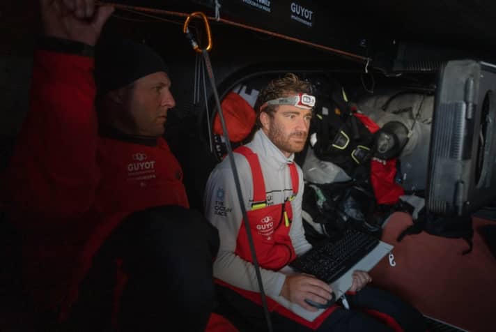Die Co-Skipper der “Guyot Environnement - Team Europe”: Benjamin Dutreux (r.) und Robert Stanjek aus Berlin