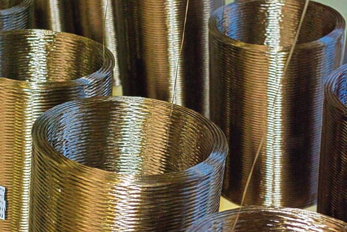 Le fibre vulcaniche grezze con cui sono realizzati gli Imoca "Innovation Yachts" di Sedlacek