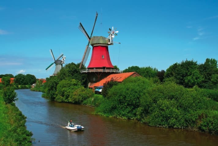   Unterwegs zwischen Emden und Greetsiel