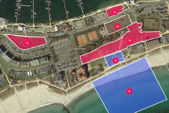 The event area of the surf festival on the south beach on Fehmarn: the event area and the test area in blue, the three beach camp areas in red and the day car park in grey.