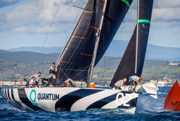 Während die “Sled”-Crew in den letzten Rennen mit den Rängen 6, 5 und 7 im Kampf um den Sieg vor Scarlino patzte, sicherte sich das US-Team Quantum Racing mit den Rängen 1, 2 und 4 in den letzten drei Wettfahrten nervenstark den Sieg | 