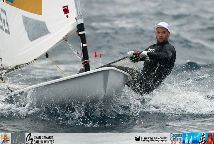   Le barreur de laser Philipp Buhl en action
