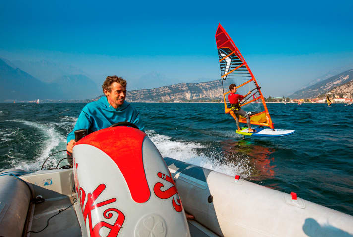   Test 2018: Foils and foil boards (Board: Slingshot Wizard 150)