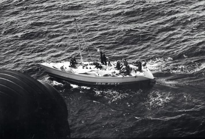   Fastnet 79: The Admiral's-Cupper "Jan Pott" loses the rigging during a capsize
