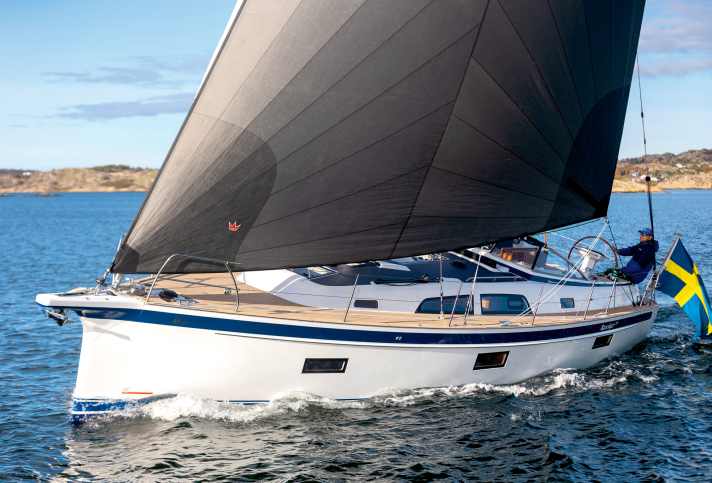 yacht/100172218_f2e9498f12ecf83e2a3fb95baccdcf9f