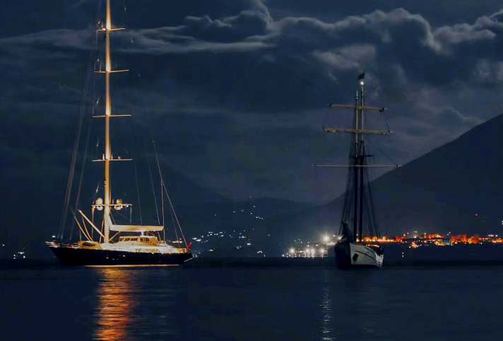 yacht/100195309_59b8bc1ebc1dec1d7e7acd41887cd959