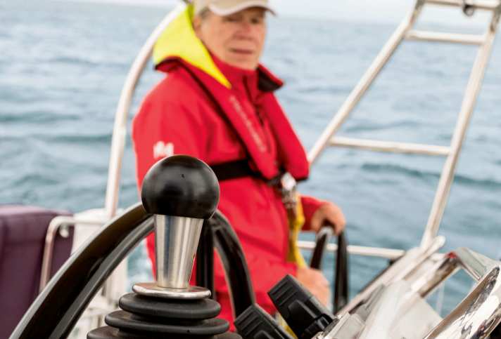 yacht/100202967_ca3aaba9171aa6571617f5b55d0d5548