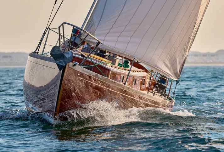 yacht/100228486_06a387f08efd6de4be0e296e04ee5235