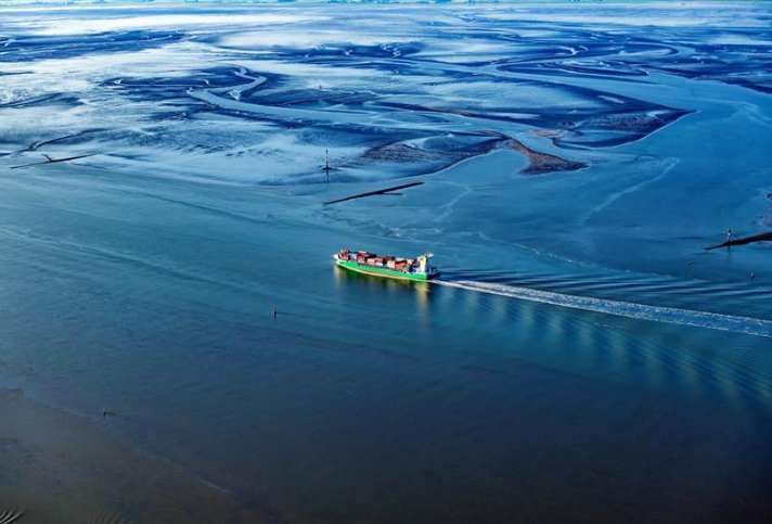 yacht/255921125_e6afede082836cf75b5a243f2f6076d2