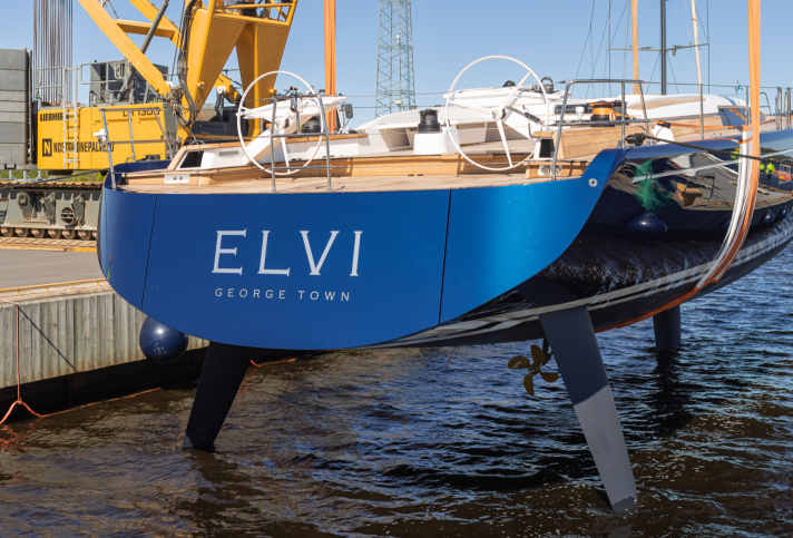 yacht/260529esk-692_01846c7a8b50ff57303fd1249cd7caae