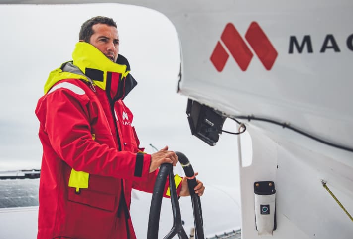 yacht/615197272-1726516915336159-2626620574909475531-n_8cc1112e9f006be5041fa6378939410a