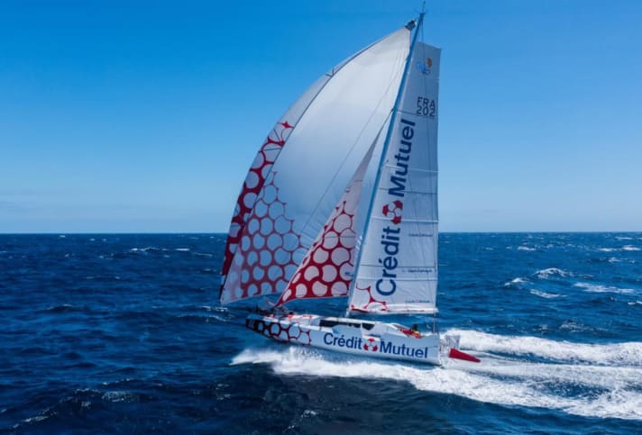 yacht/668770273-1365179185645885-5497285829931945867-n_a4b67f10a3bbf83137f7bd718c11e789