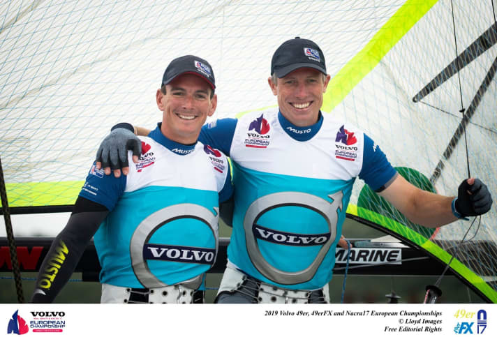   Les nouveaux champions d'Europe de 49er viennent d'Angleterre : Dylan Fletcher et Stuart Bithell