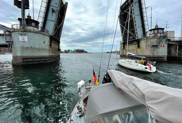 yacht/brucke-sonderborg_49489357adfbacbf3bed5edd579dd101