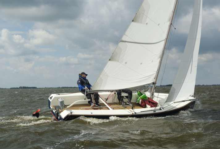 yacht/falcon-22-race-jku-48071_1bb7e5d2d7c88a423ded22db731831e4