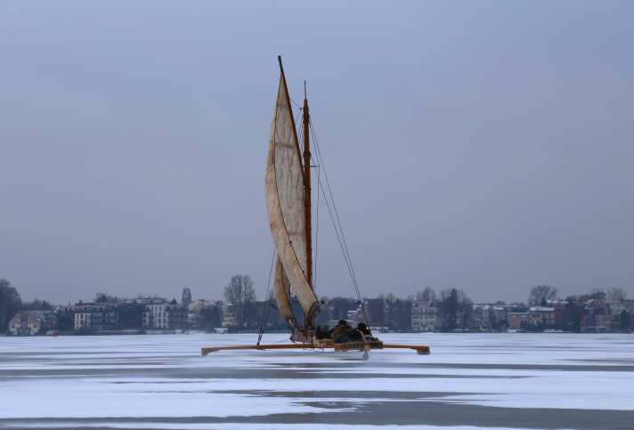 yacht/img-0420_c6786d8e8eed1a742c840563c7c6d5e5