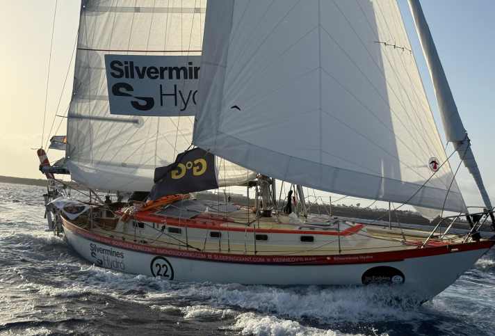 yacht/img-1428_e67f7356740fa7a8361f44191a86b342