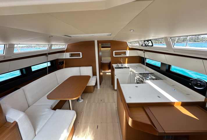 yacht/img-5840_2eaac69ad6a39e21cb766ae9cb3f45d2