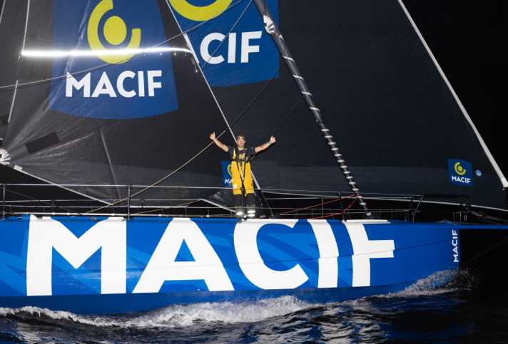 yacht/manon-le-guen-defi-azimut_185cf9e9be6a81a20effd9e6e3ee3ed3